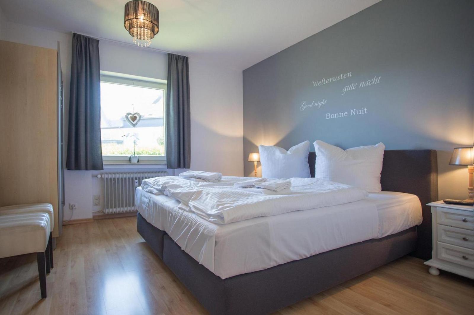 Ferienwohnung 'Kleine Auszeit Winterberg' - Am Herrenskoepfchen 4 وينتربرغ الغرفة الصورة